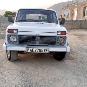 Lada Niva 1986