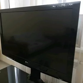 Телевизор LG 42" + подставка