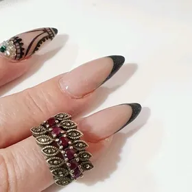 Продам серебряное кольцо