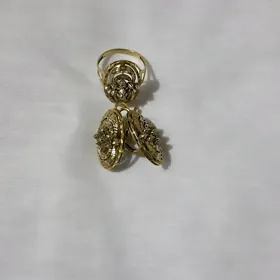 komplekt gyzyl gulaksyrga