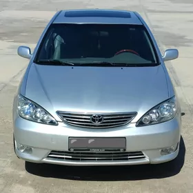 Toyota Camry 2005