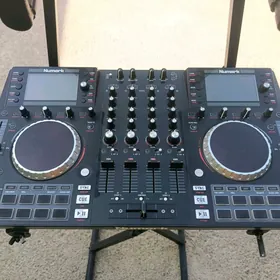 dj numark NV 2