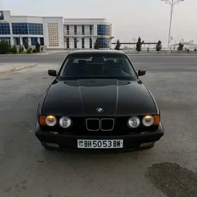 BMW 525 1989