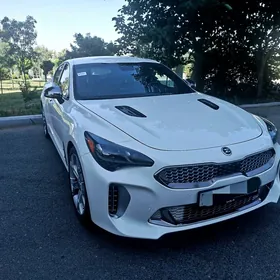 Kia Stinger 2021