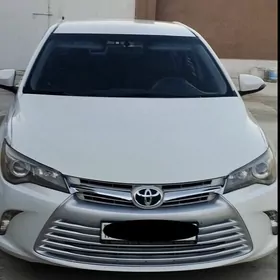 Toyota Camry 2016