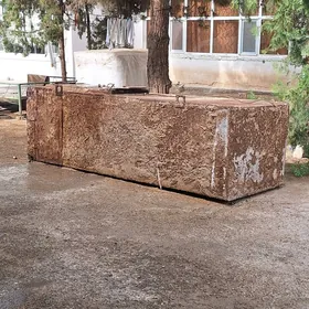 Железный бак