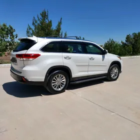 Toyota Highlander 2019