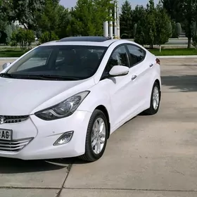 Hyundai Elantra 2013