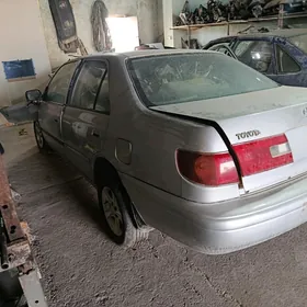 Toyota Corona 1997