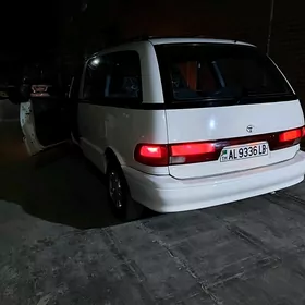 Toyota Previa 1991