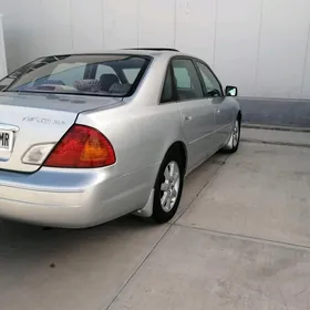 Toyota Avalon 2000