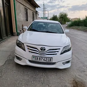 Toyota Camry 2011