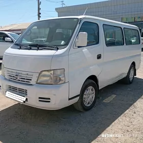 Nissan Urvan 2004