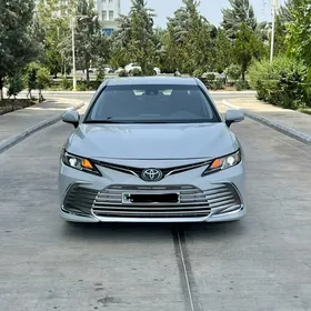 Toyota Camry 2023