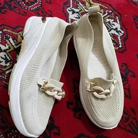 köwüş
