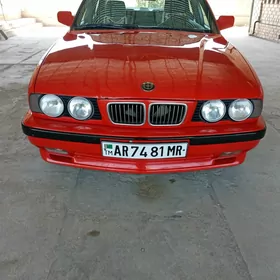 BMW 525 1990