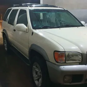 Nissan Pathfinder 2002