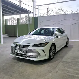 Toyota Avalon 2019
