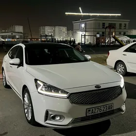 Kia Cadenza 2017