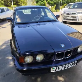 BMW 520 1990