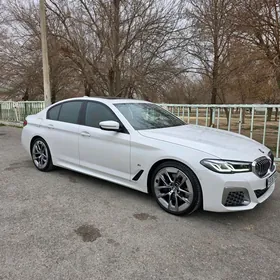BMW 530 2021