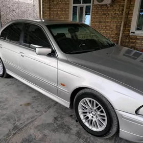 BMW 528 2002