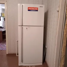 HITACHI