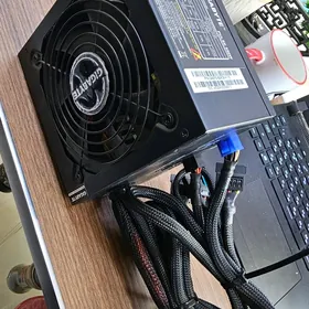 GYGABYTE 550W MODULLAR 80 PLUS