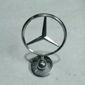 эмблема  Мерседес