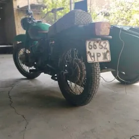 Ural 4320 1987