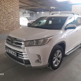 Toyota Highlander 2018