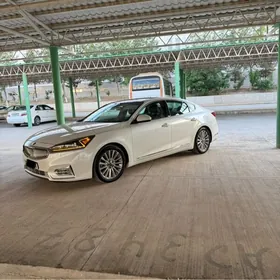 Kia Cadenza 2017