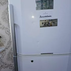 HITACHI holidilnik