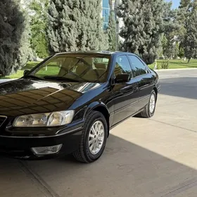 Toyota Camry 2001