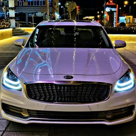 Kia K900 2020