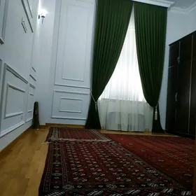 Satlyk Çehowda elitka.