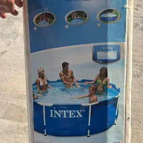 Intex basseyn