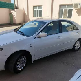 Toyota Camry 2004