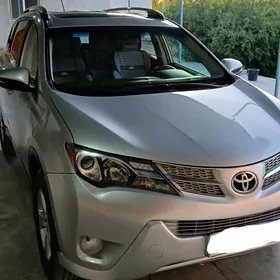 Toyota RAV4 2013
