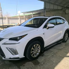 Lexus NX 300 2021