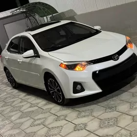 Toyota Corolla 2015