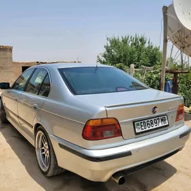 BMW E39 2001