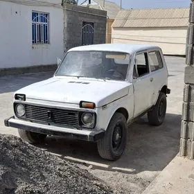 Lada Niva 1986