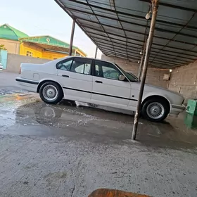BMW E34 1993