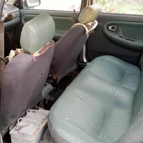 Daewoo Nexia 2001