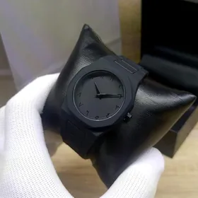 Carbon karbon sagat часы