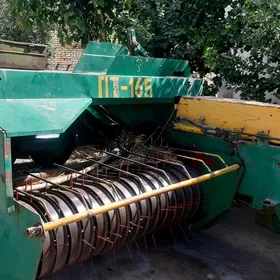 MTZ T-28 2010