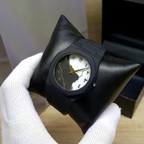Carbon karbon sagat часы