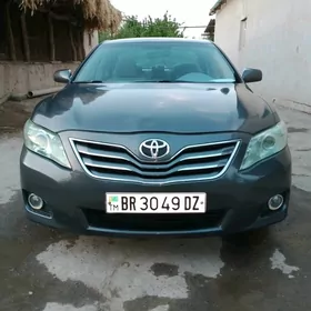 Toyota Camry 2011