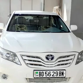 Toyota Camry 2010